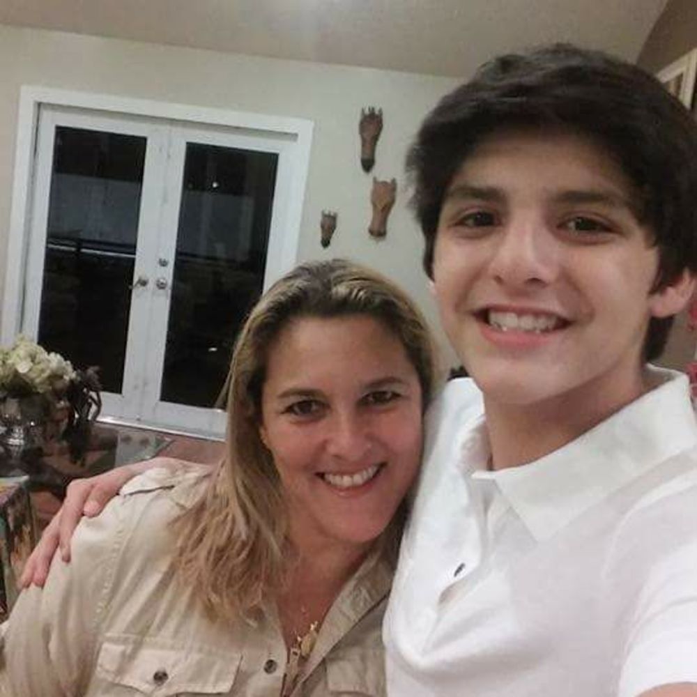 Meet your Posher, Cami